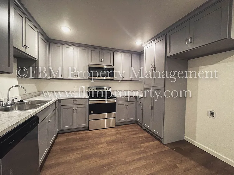 207 Kirksey St — Photo 8