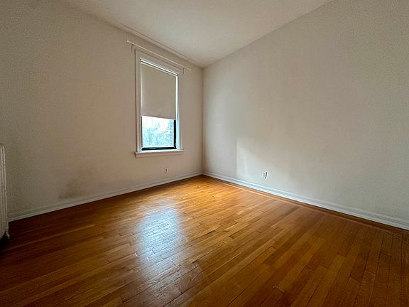 3rd image of 651 W 169th St APT 34