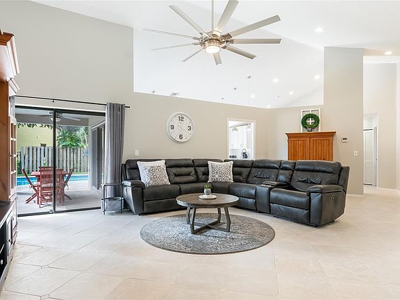 5th image of 11028 NW 18th Drive