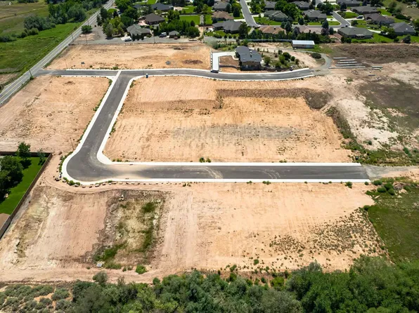 2071 Thomas Ivy Ln, Grand Junction, CO 81507