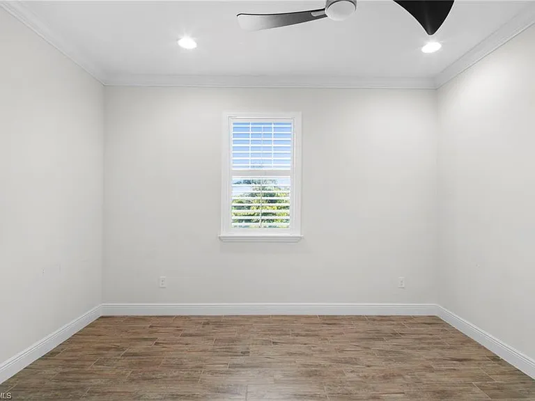 6934 Avalon Cir #405 — Photo 7