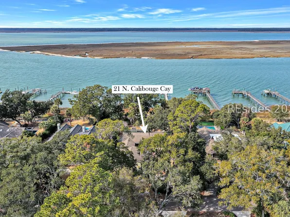 21 N Calibogue Cay Rd, Hilton Head Island, SC 29928