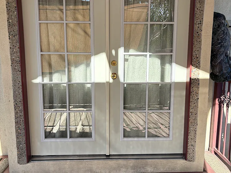N Birch Ave — Photo 3