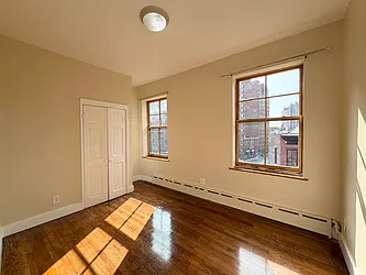 301 West 13th Street, #4D