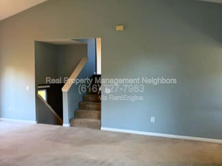 1636 Northbend Dr NE — Photo 10