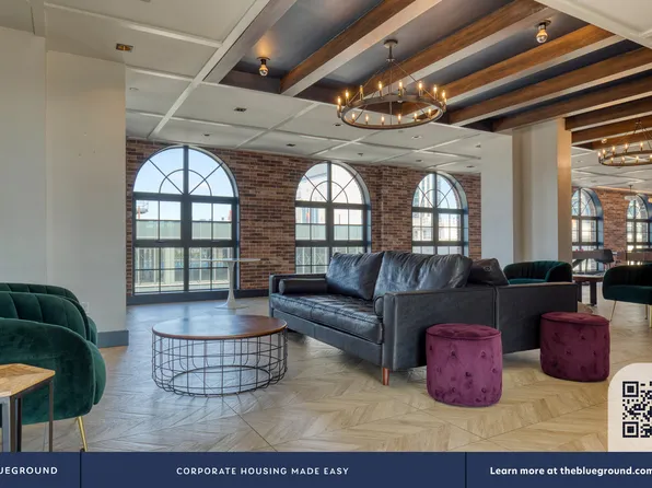 187 Kent Avenue image 26 of 37