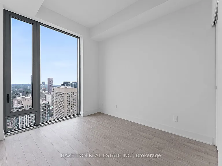 8 Cumberland St #4307 — Photo 23