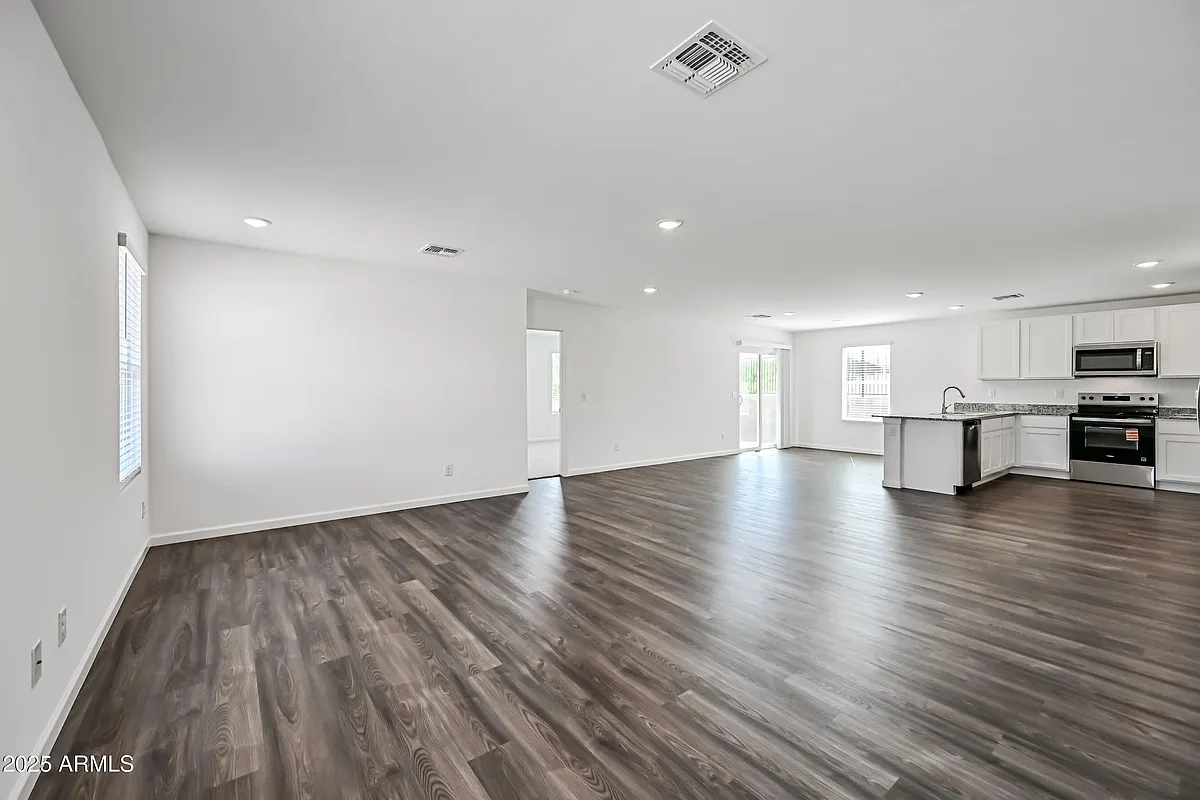 Building Photo - 1845 Yance Dr