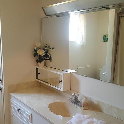 5th image of 5044 Surrey Dr