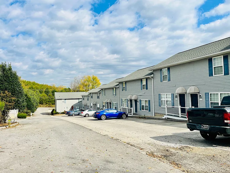 346 Old Gray Station Rd — Photo 5