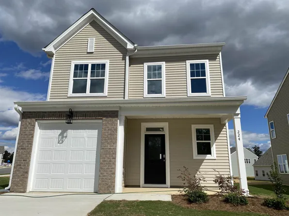 224 Tormore Dr, Sanford, NC 27330