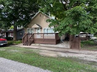 106 N Wilson St, Potomac, IL 61865