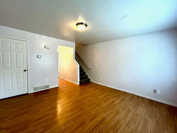 3rd image of 1773 W Trafalga Way APT A