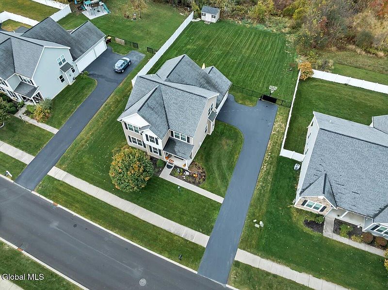 4th image of 13 Coronado Way