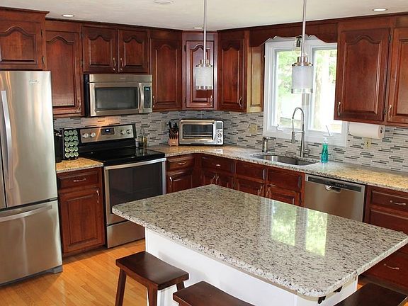2nd image of 94 McKinley Dr