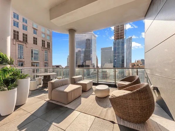 19 Park Place image 14 of 18