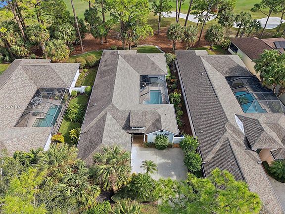 3rd image of 1018 Carolina Cir SW