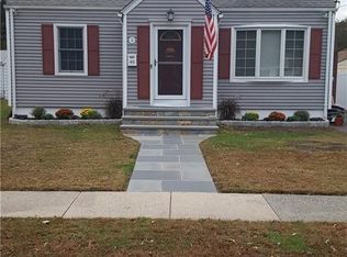 48 Winter St, Stratford, CT 06614