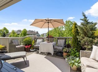 15392 16a Ave #302, Surrey, BC V4A1S9