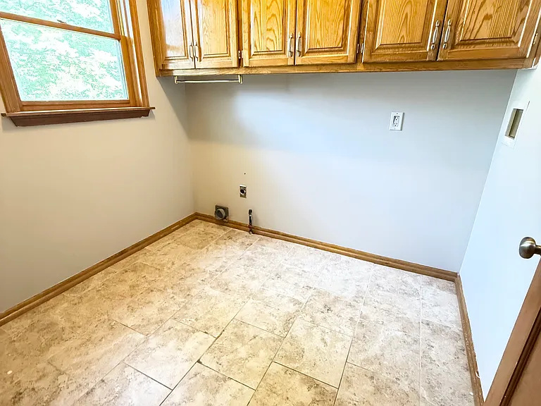 8257 N Woodland Ave — Photo 8
