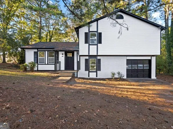 3557 Foxtail Ct, Decatur, GA 30034