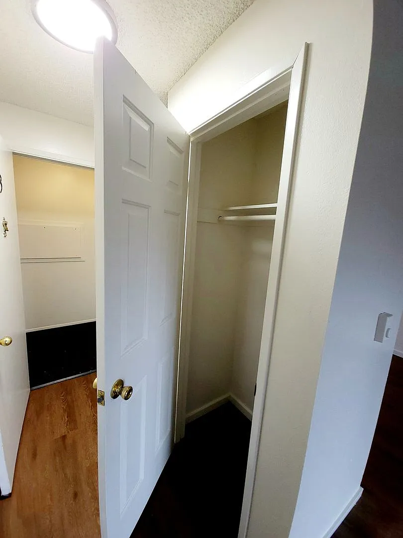 Sun Vista — Photo 3