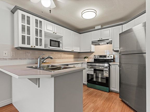 5th image of 8485 Young Rd #1201