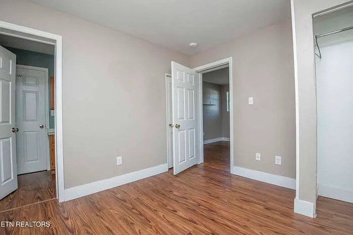 210 Dodson Ave — Photo 16