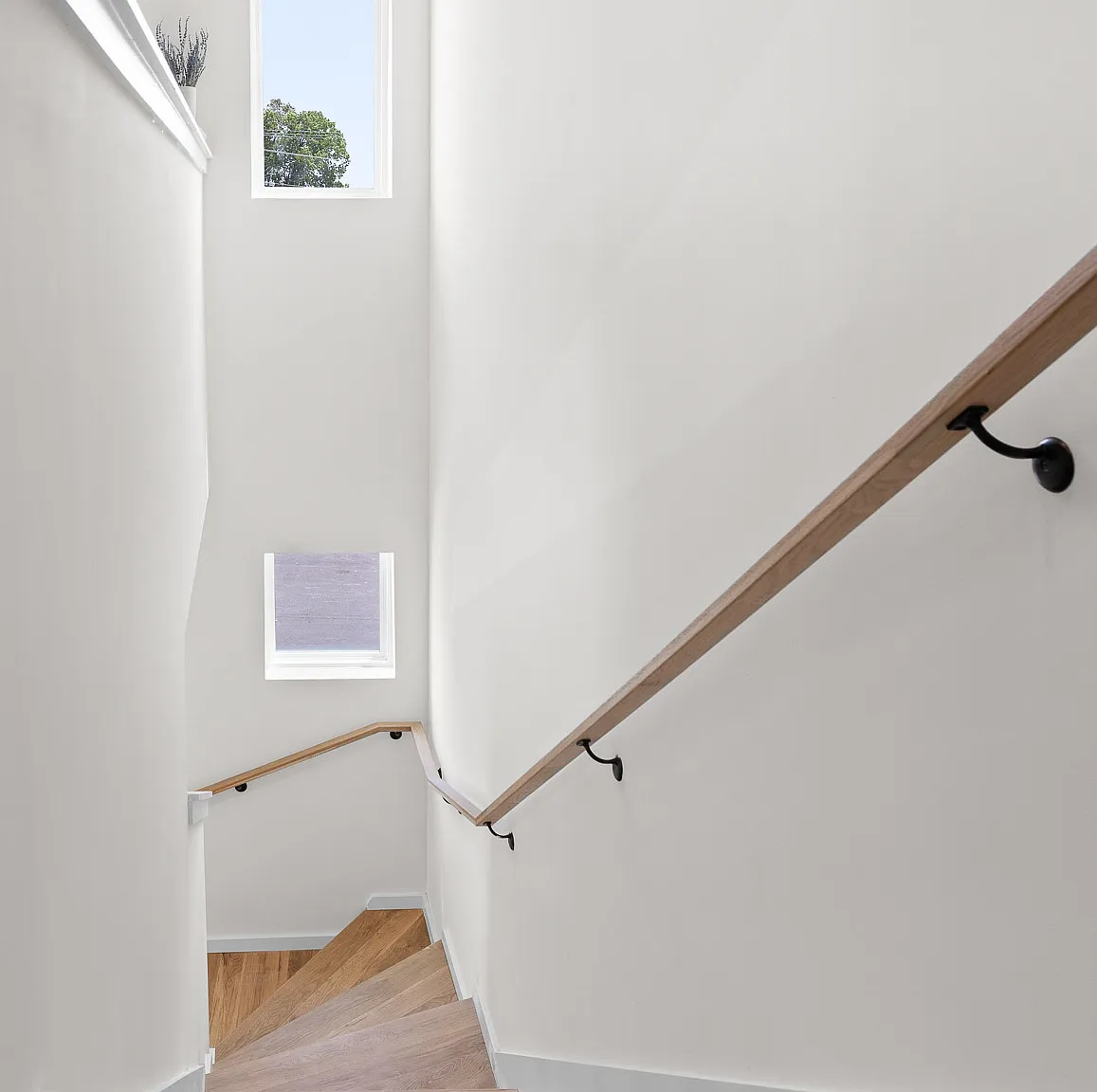 Happy Holler Townhomes | 113 E Oldham Unit 103 — Photo 2