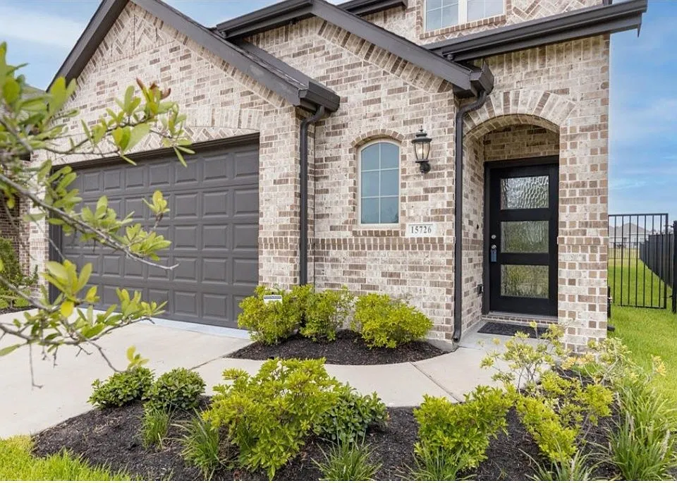 15726 Cairnwell Bend Dr