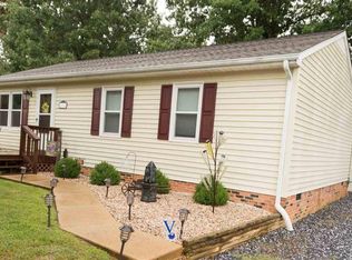 904 Patton Farm Rd, Stuarts Draft, VA 24477