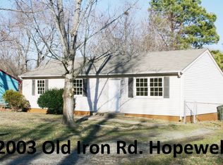 2003 Old Iron Rd, Hopewell, VA 23860