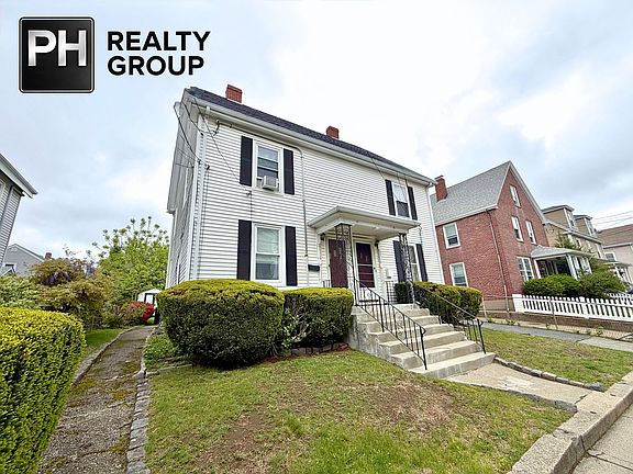 2nd image of 17 Clinton St