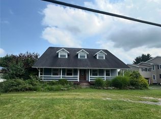 456 Crescent Boulevard Ext, Crescent, PA 15046