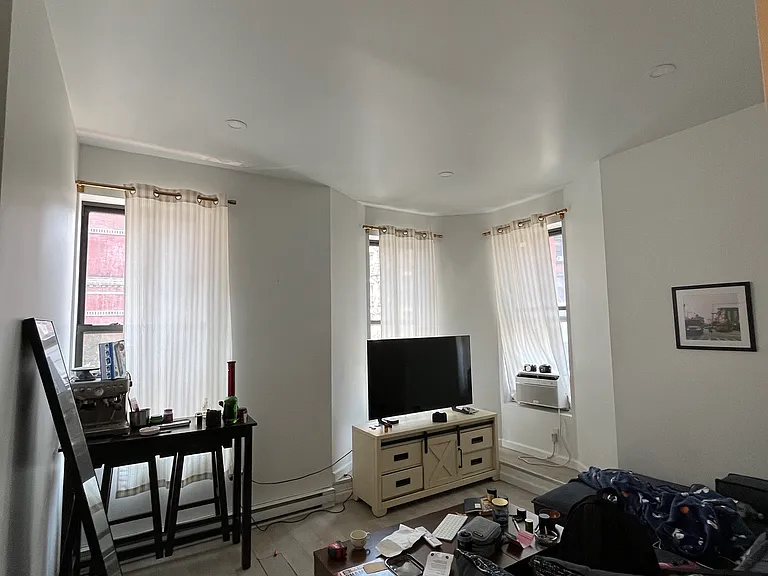 255 Broome St #1 — Photo 3