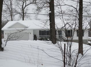 1531 S Maple Island Rd, Muskegon, MI 49442