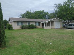 2905 W Rochelle Rd, Irving, TX 75062