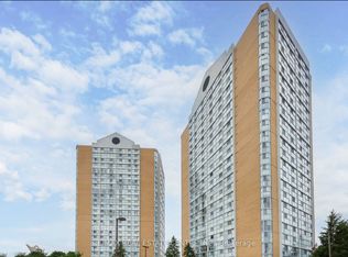 25 Trailwood Dr #PENTHOUSE 5, Mississauga, ON L4Z 3K9