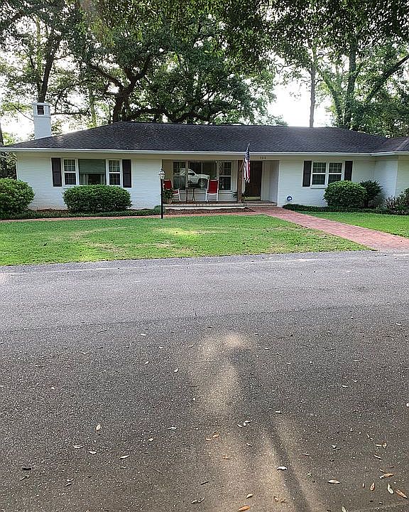 1st image of 506 Mann Dr