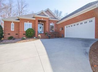 216 Middle Brooke Dr, Anderson, SC 29621