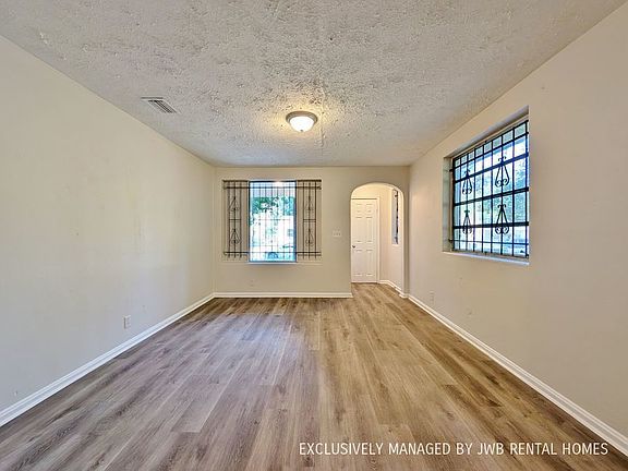 2nd image of 1355 W 32nd St