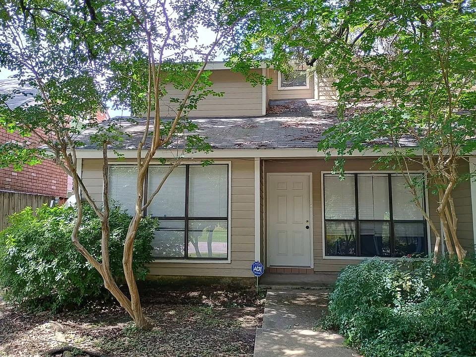 2452 Brightside Dr