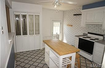 5th image of 4349 Hollyshire Dr
