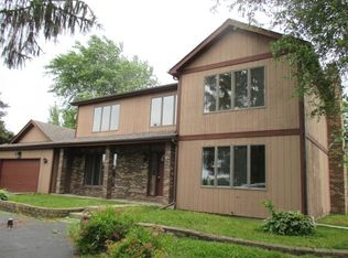 12N983 Meadowlark Dr, Hampshire, IL 60140