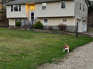 166 Prospect Hill Rd, Colchester, CT 06415