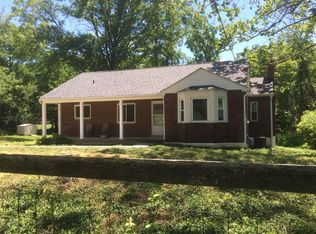 6033 Glade Ave, Cincinnati, OH 45230