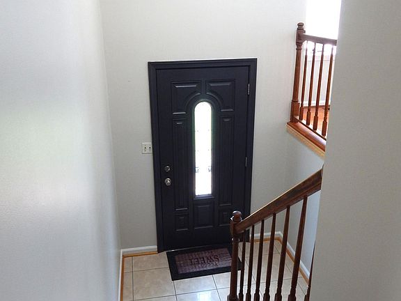 4th image of 308 Alexis Dr