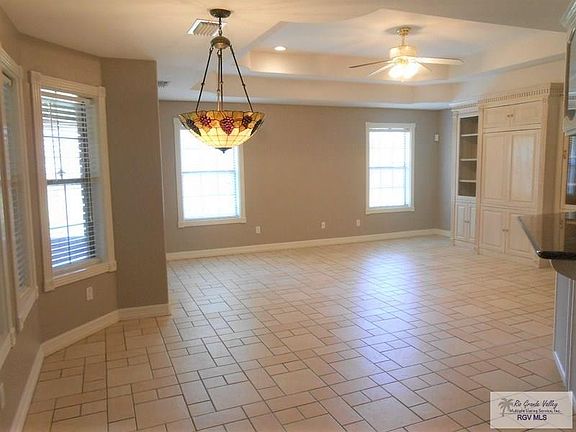 5th image of 26902 Scarlett Cir