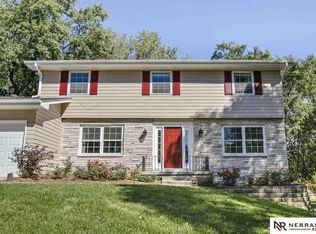 3960 Weber St, Omaha, NE 68112