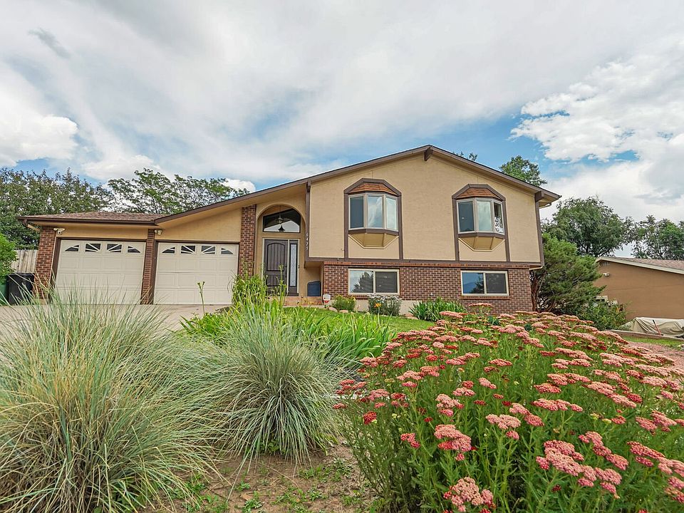 Welcome to your spacious home away from home!